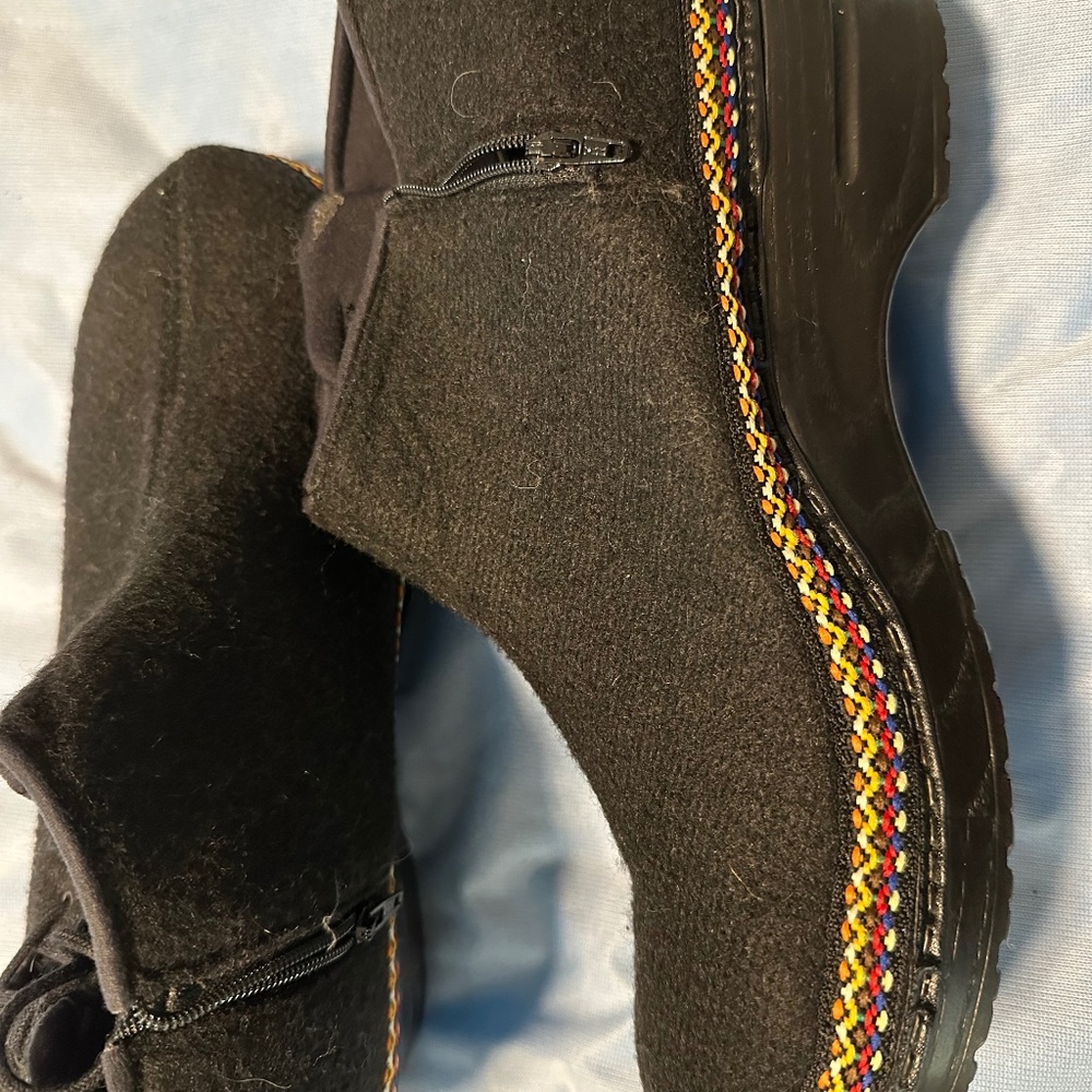 Dansko Fia Felt Booties